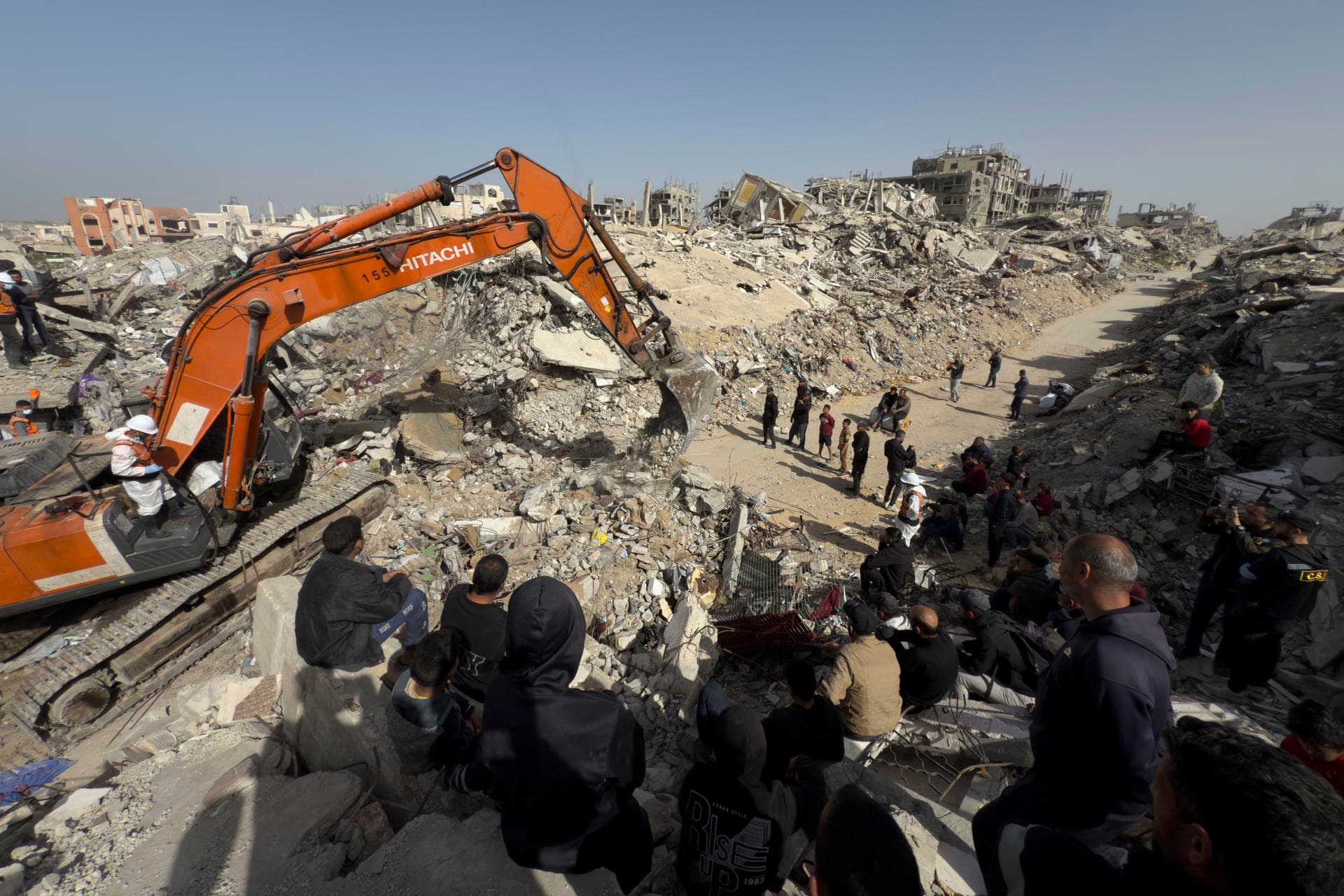 Gaza: Rescatistas luchan por encontrar miles de cadáveres sepultados