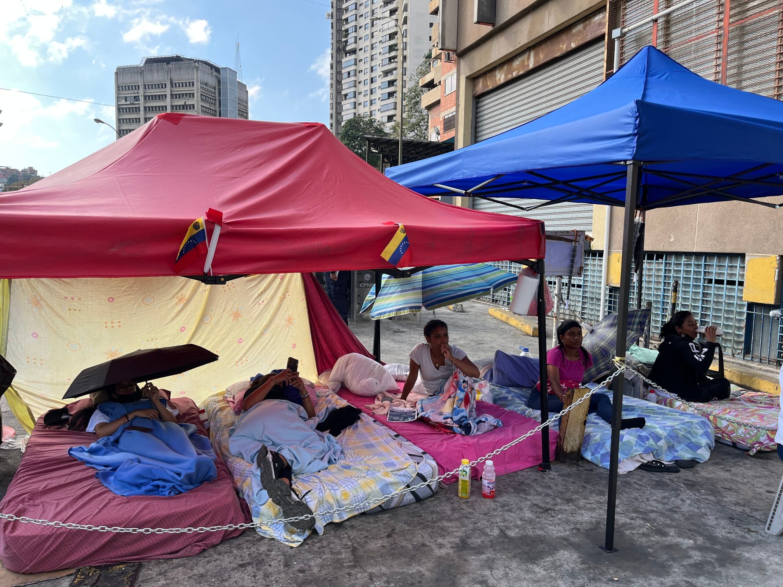 Familiares de Presos Políticos en Huelga de Hambre: Más de 96 Horas de Lucha