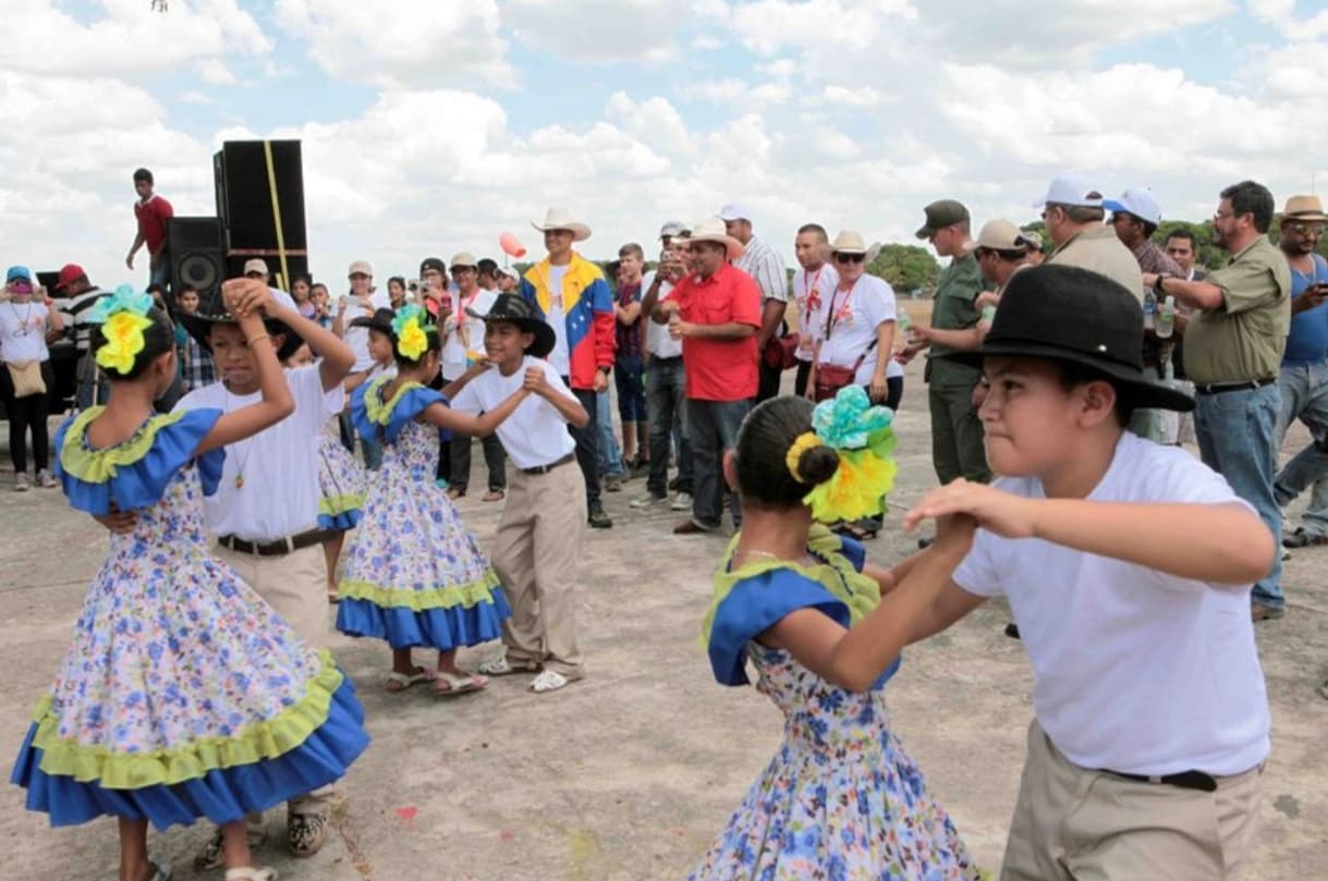 Elorza 2026: Nuevo decreto limita ruidos y químicos en celebraciones