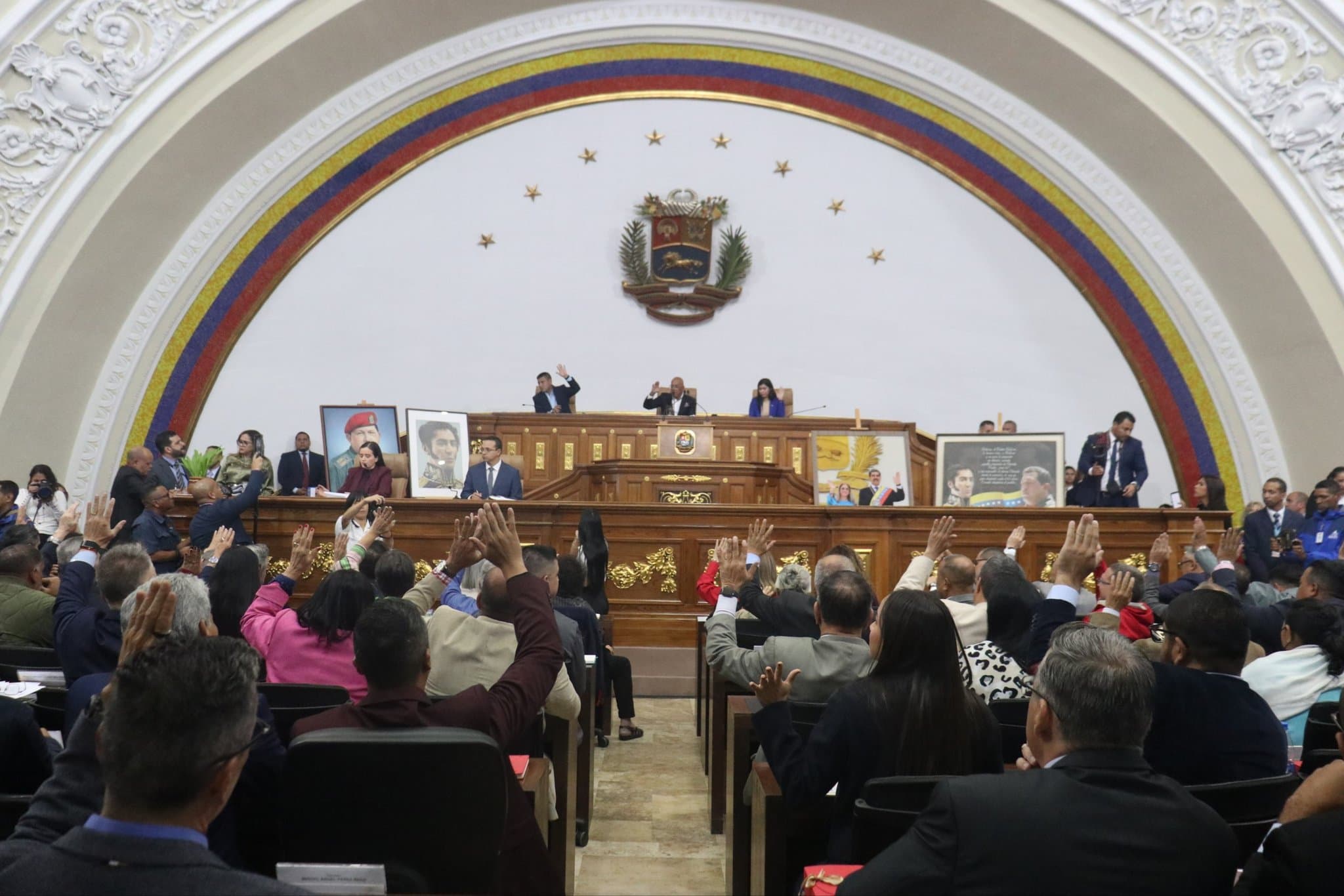 Ley de Amnistía en Venezuela: Pugnas y Acuerdos en un Debate Histórico