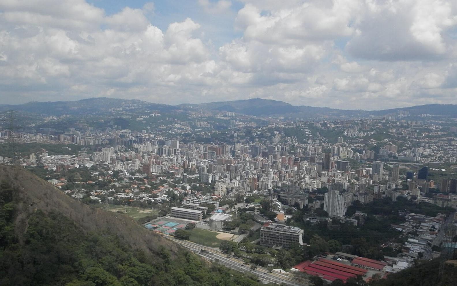 Inversionistas internacionales se preparan para explorar Venezuela post-Maduro