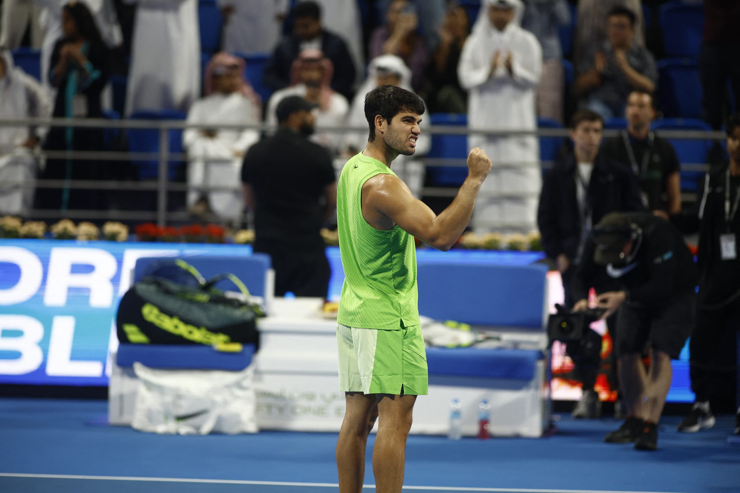 Carlos Alcaraz avanza a la final del torneo de Doha tras vencer a Rublev