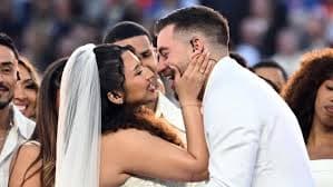 Pareja se casa en el Super Bowl: Un amor que trasciende fronteras