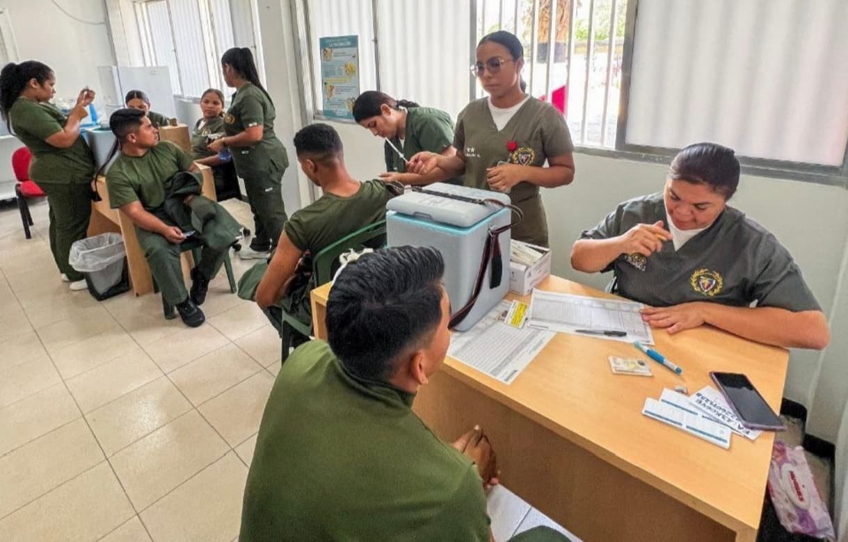 La FANB se Une al Plan Nacional de Vacunación contra la Fiebre Amarilla