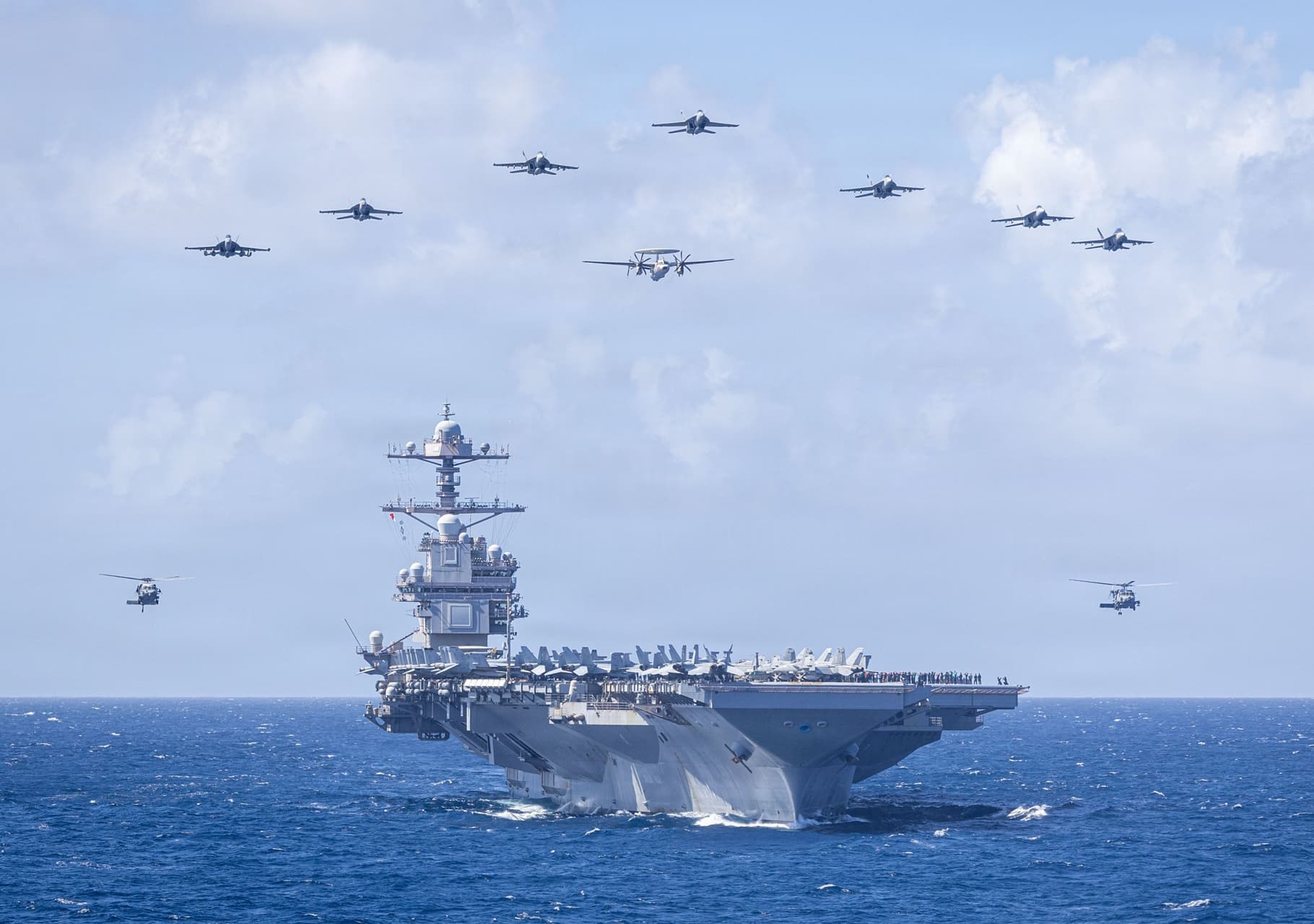 El USS Gerald R. Ford: Un Poder Naval en el Caribe y Su Impacto en Venezuela