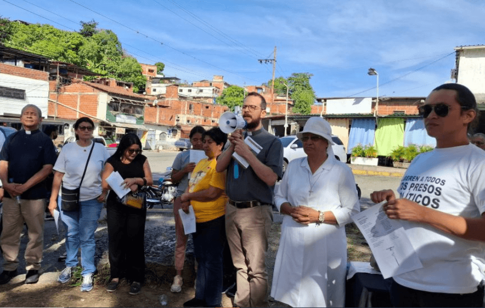 Familiares de Presos Políticos Inician Peregrinación de Solidaridad en Venezuela