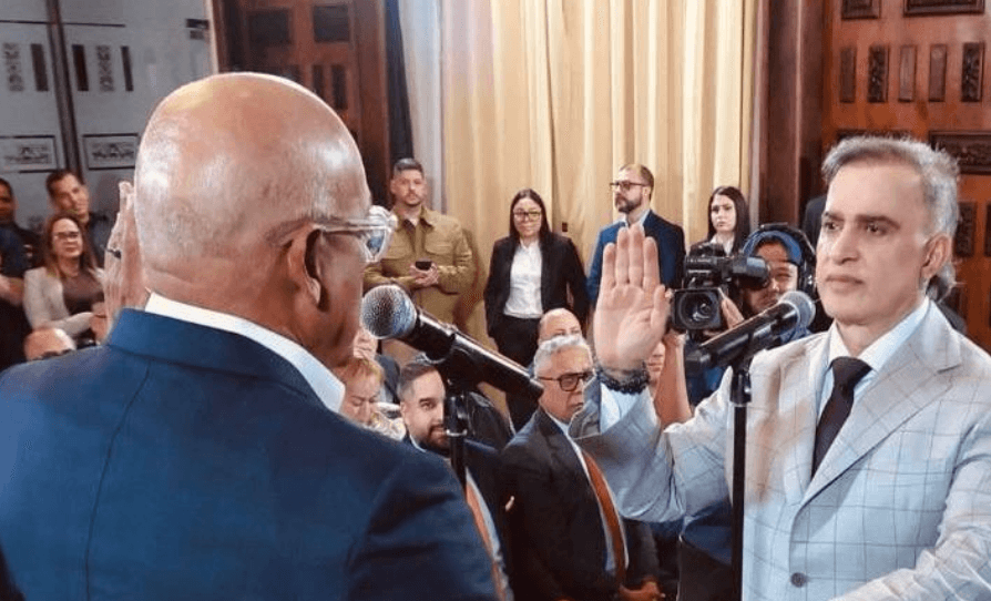 Tarek William Saab: Un cambio de roles en la fiscalía venezolana