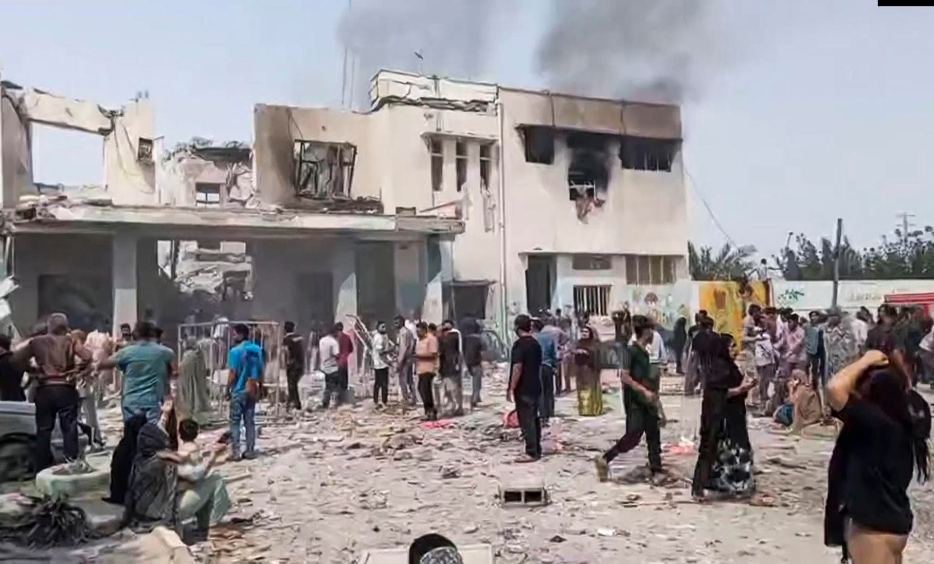 Irán en Crisis: 555 Muertos Tras Ataques de Israel y EEUU