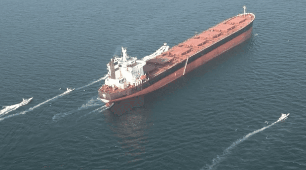 Aumento del Petróleo tras Ataques en el Estrecho de Ormuz