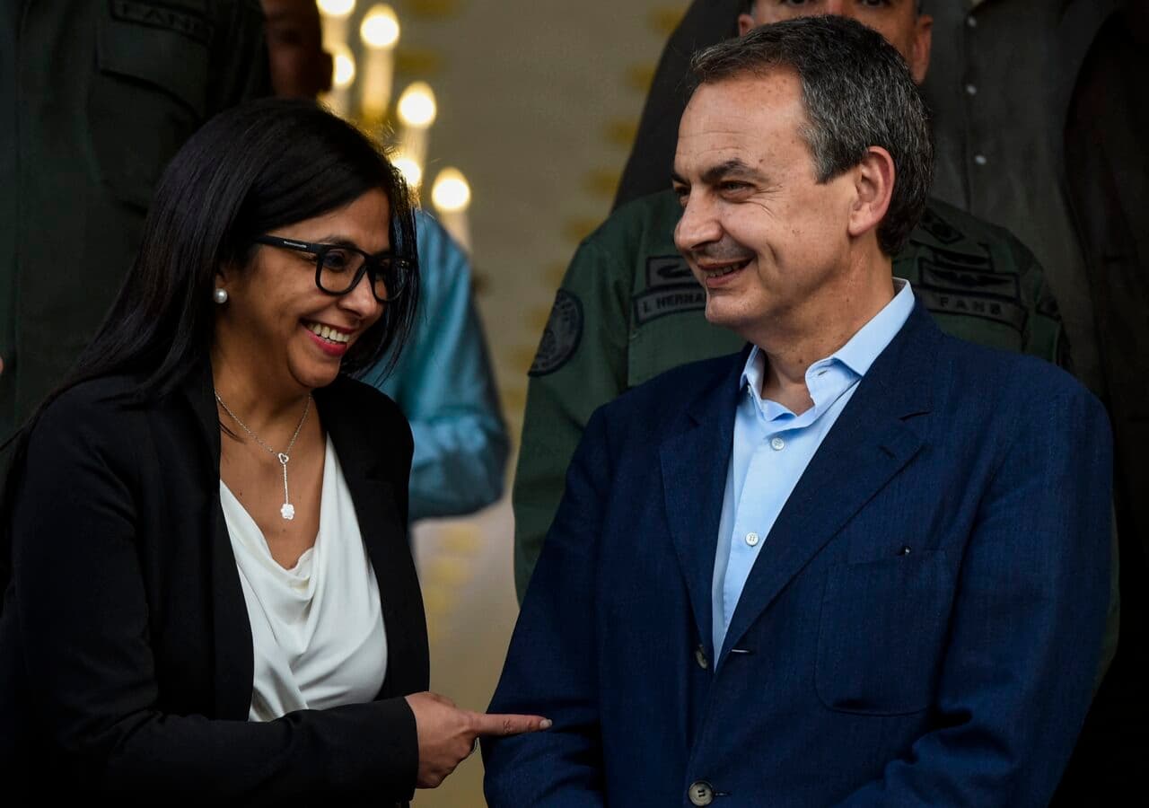 Zapatero defiende su trabajo en Venezuela y niega acusaciones de pago