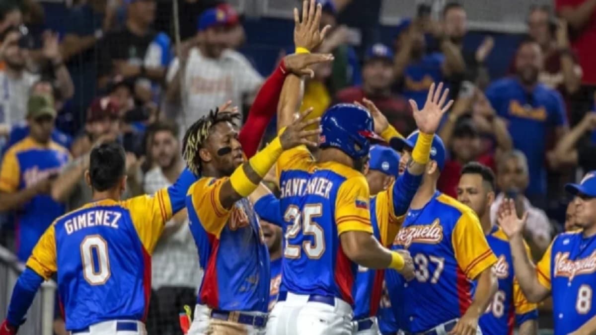 Venezuela se enfrenta a Países Bajos en el Clásico Mundial de Beisbol