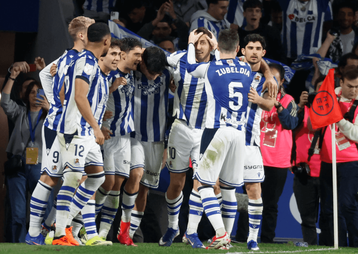 Yangel Herrera y Jon Aramburu lideran a la Real Sociedad a la final de la Copa del Rey