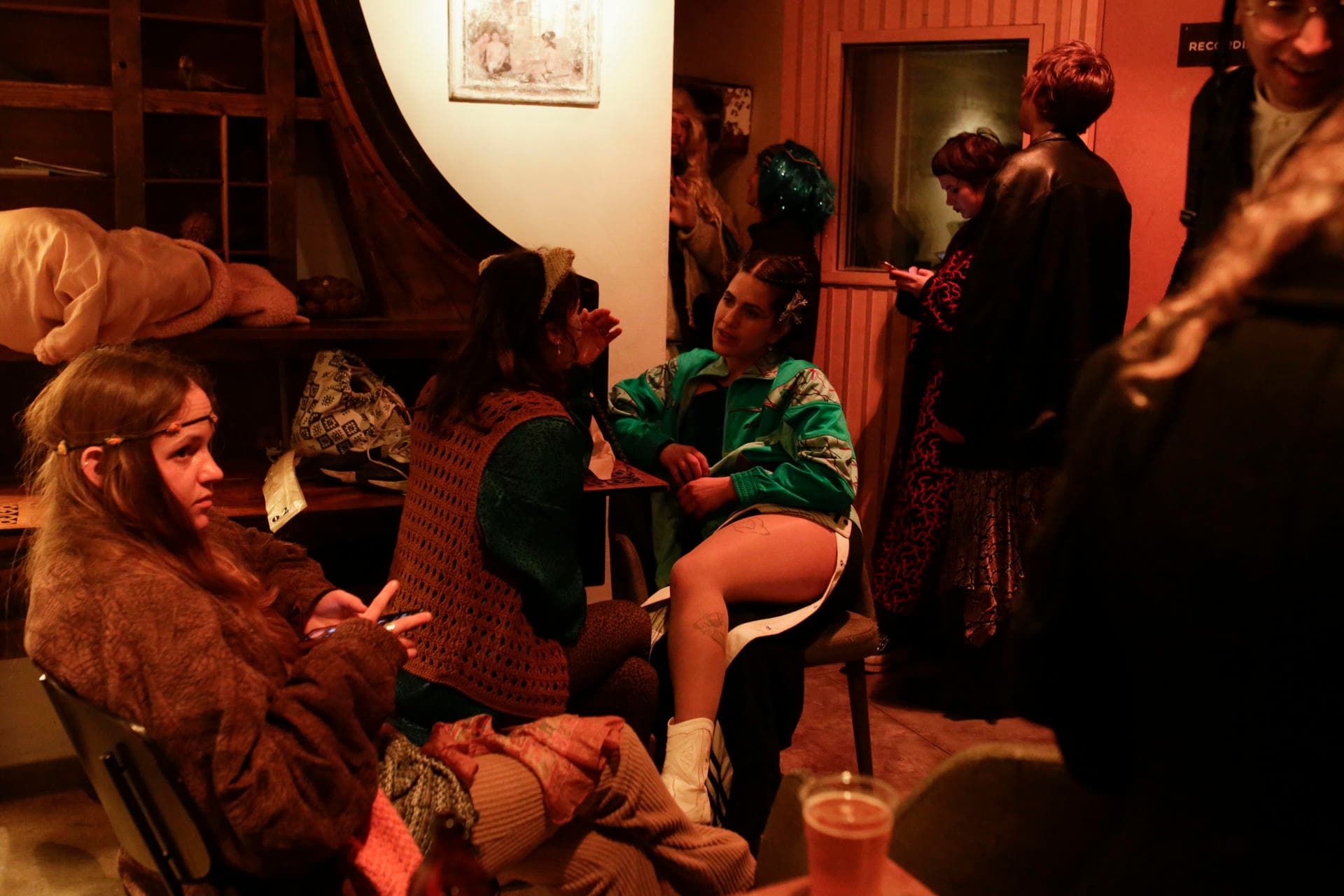 Seis arrestados en Jerusalén por violar estado de emergencia en carnaval judío