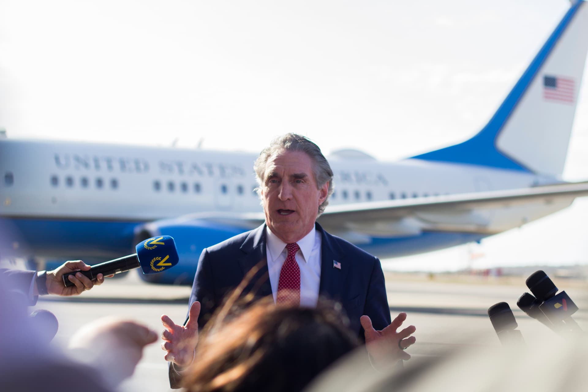 Doug Burgum desde Venezuela: Cambios Históricos en Dos Meses