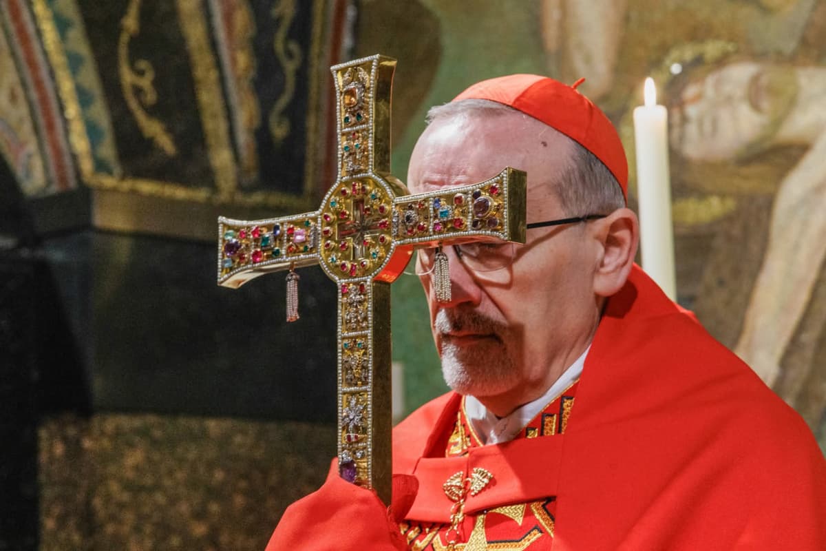 Patriarca Latino de Jerusalén Lidera Misa de Viernes Santo en el Santo Sepulcro