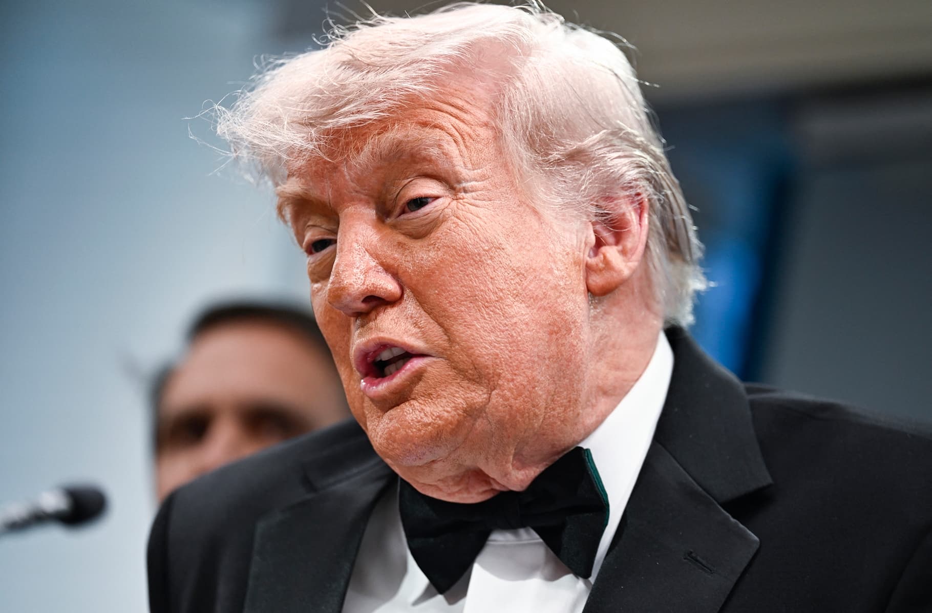 Trump Elogia a María Corina Machado: 'Me Regaló su Nobel de la Paz'