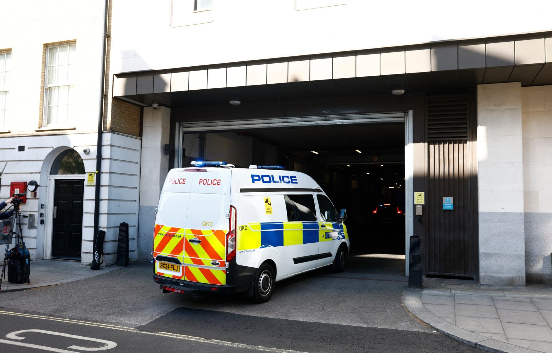 Detienen a hombre por apuñalamiento a judíos en Londres: un acto de violencia alarmante