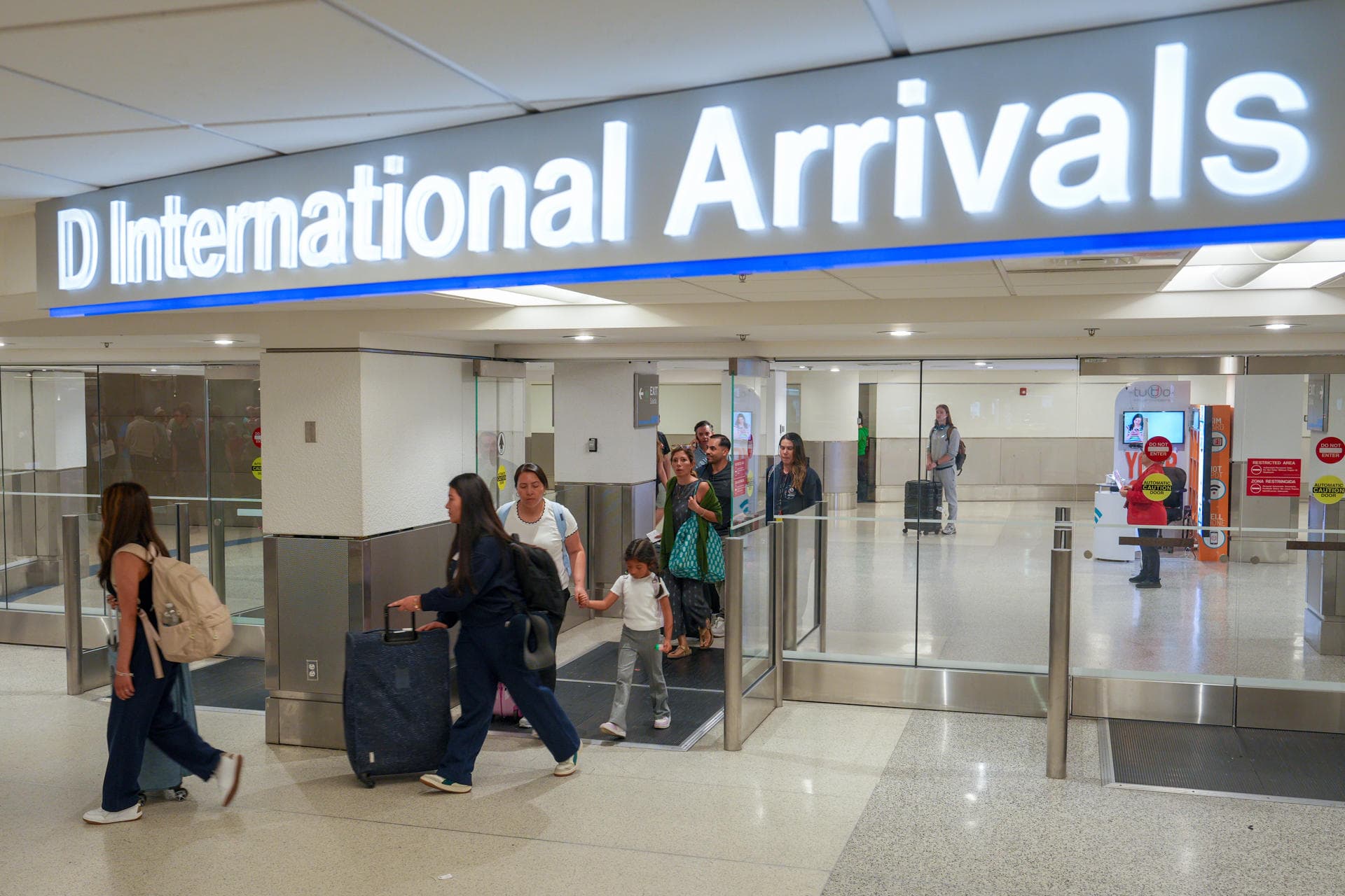 Primer Vuelo Directo a EE.UU.: Pasajeros Sienten Proximidad a Venezuela