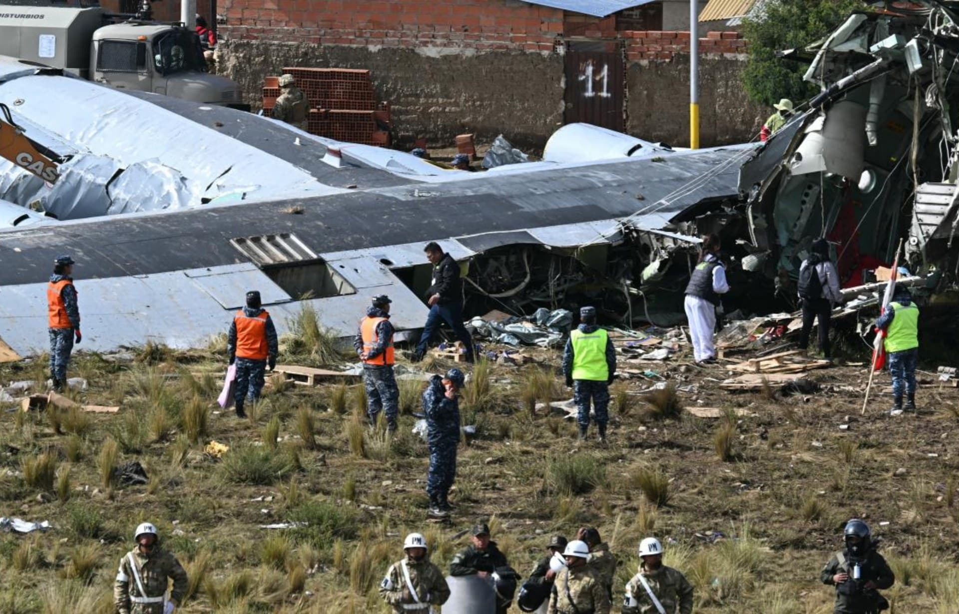 Accidente aéreo en Bolivia: errores y mal clima provocan tragedia