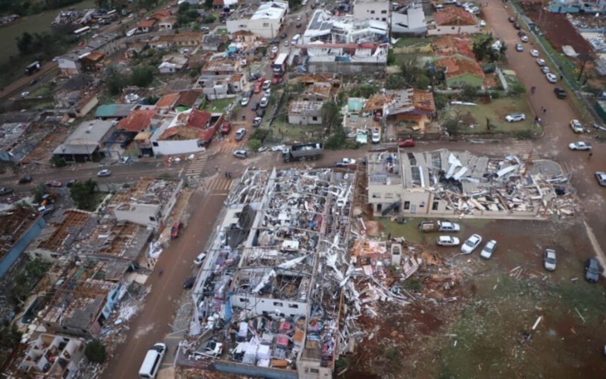 Seis mueren en Pernambuco: Inundaciones y deslaves devastan Brasil
