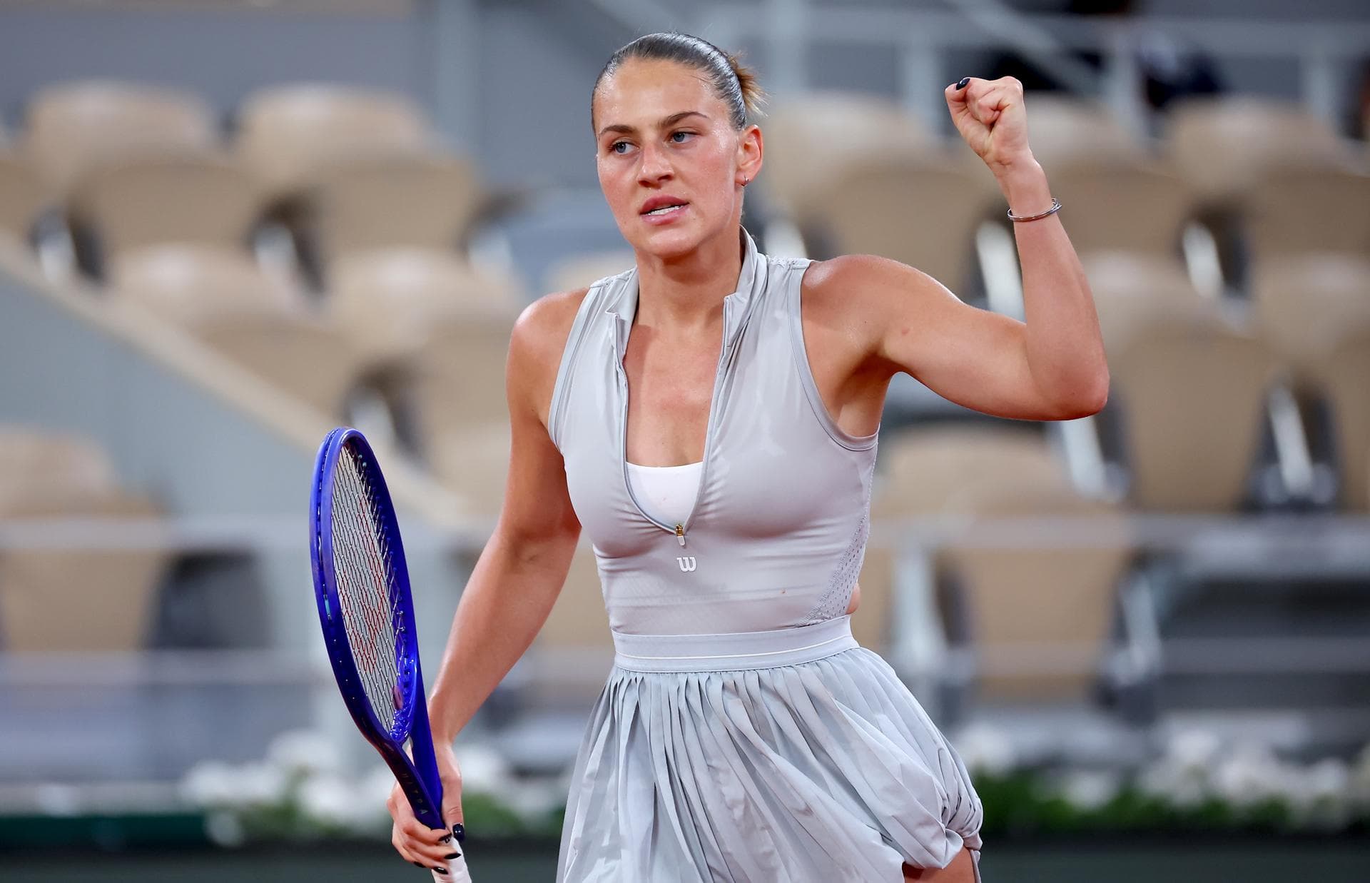 Kostyuk y Andreeva: Tensión en las Semifinales de Roland Garros