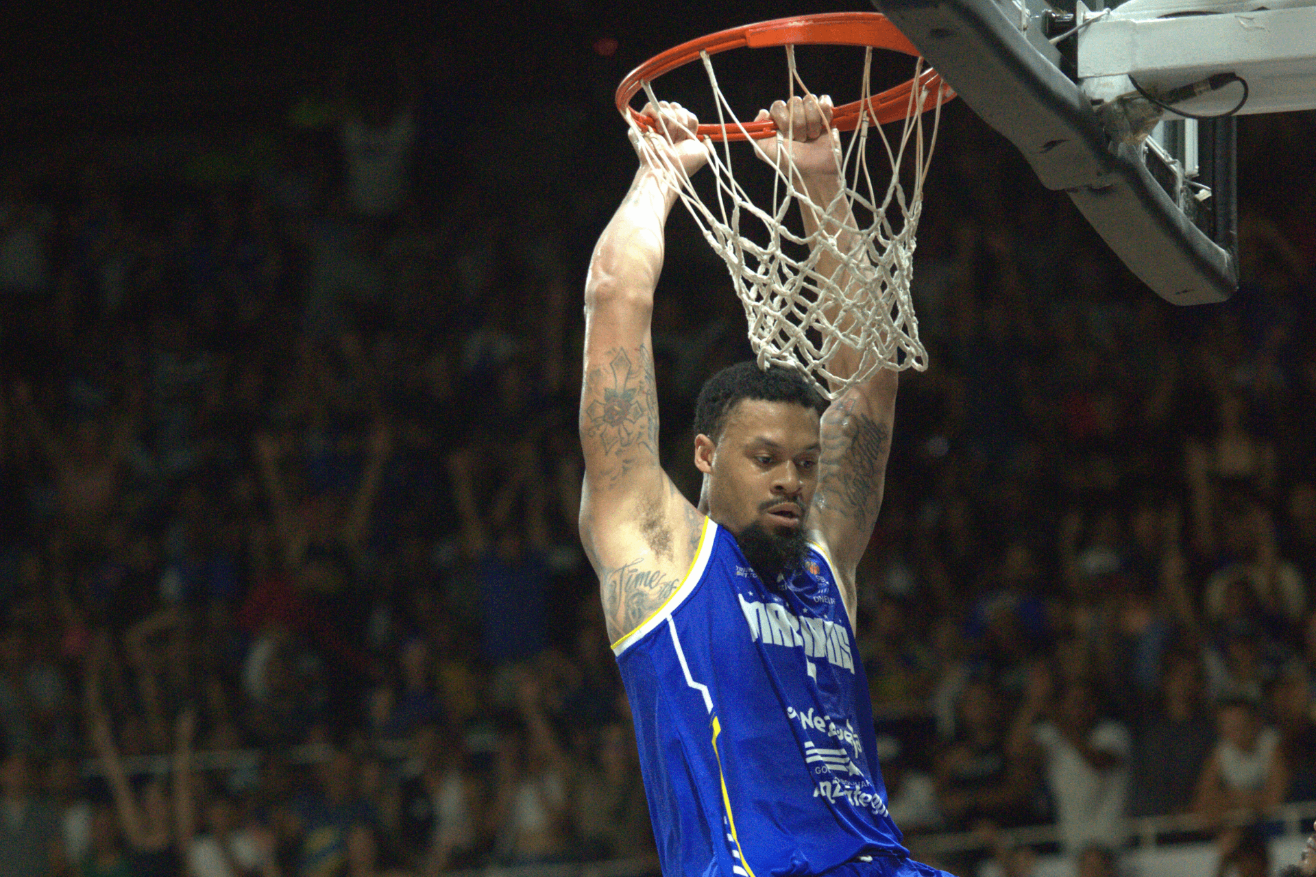 Marinos se acerca a la final de la Superliga Profesional de Baloncesto