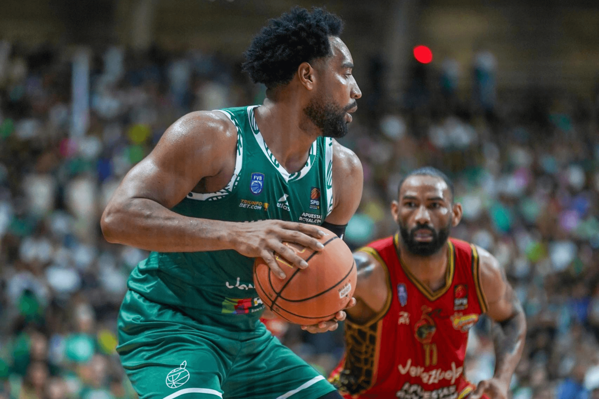 Guaiqueríes se impone a Cocodrilos y avanza hacia la final de la Superliga