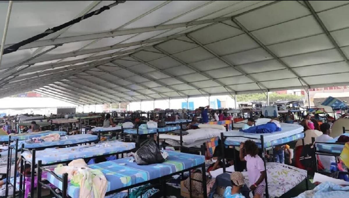 Más de 14.600 Venezolanos en Campamentos Tras Doble Terremoto