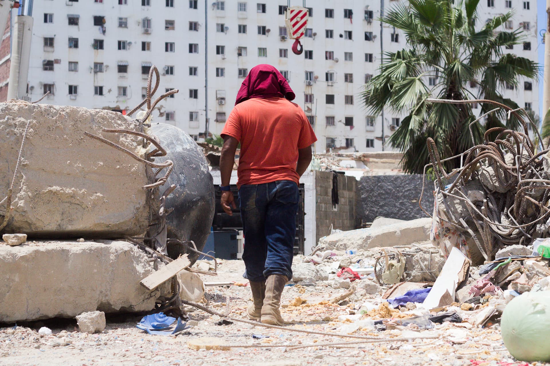 La Guaira: Doble Sismo, Crisis Humanitaria y Menos Ayuda en el Día 15
