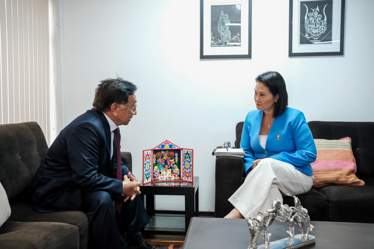 Récord histórico: Balcázar y Fujimori inician transferencia de gobierno