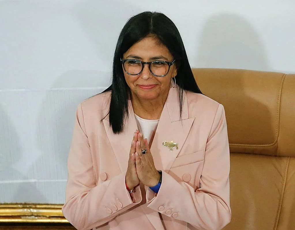Crisis en el chavismo: Líderes se alejan de Delcy Rodríguez por su pacto con Trump