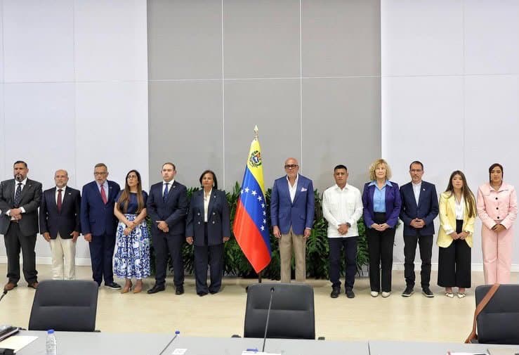 Chavismo y oposición se reencuentran para negociar garantías civiles