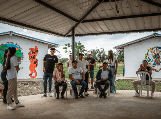 Exguerrilleros piden paz en medio de la crisis política en Venezuela