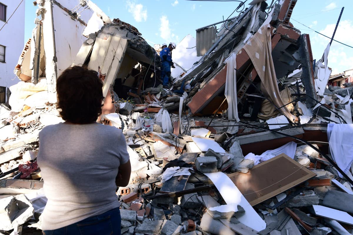 Venezolanos en Colombia Reviven el Terror Tras Sismo de 7,4