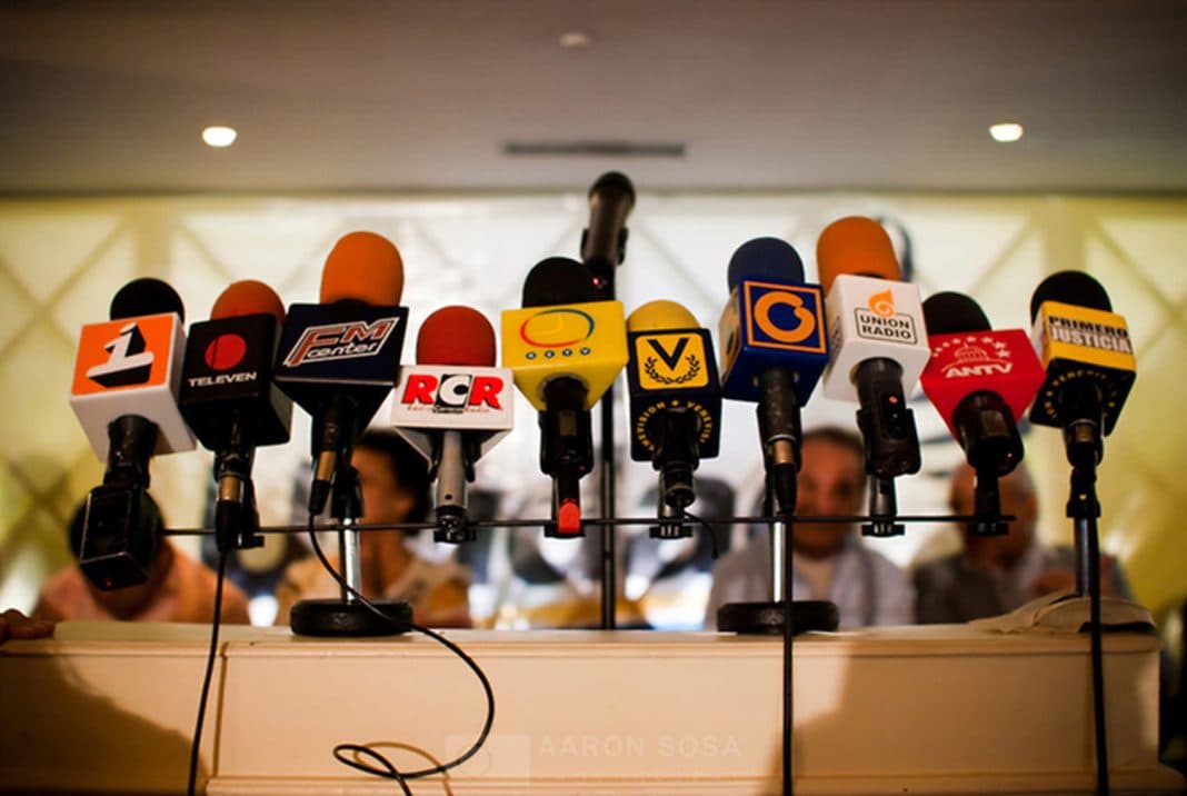 Acoso Oficialista a la Prensa en Venezuela: La Guaira en el Punto de Mira