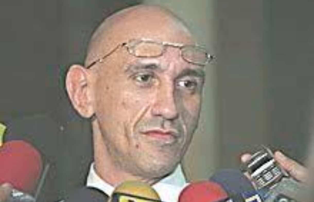 Orden de Aprehensión contra Luis Carrera Almoina en Caso Linda Loaiza