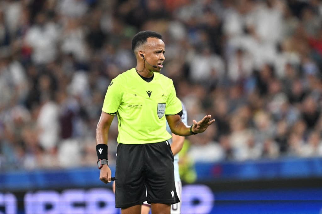El árbitro somalí Omar Artan: Supercopa de Europa fue su Mundial