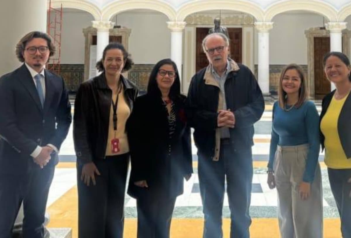 Venezuela y Suiza: Ochoa Antich impulsa relaciones comerciales tras estancamiento