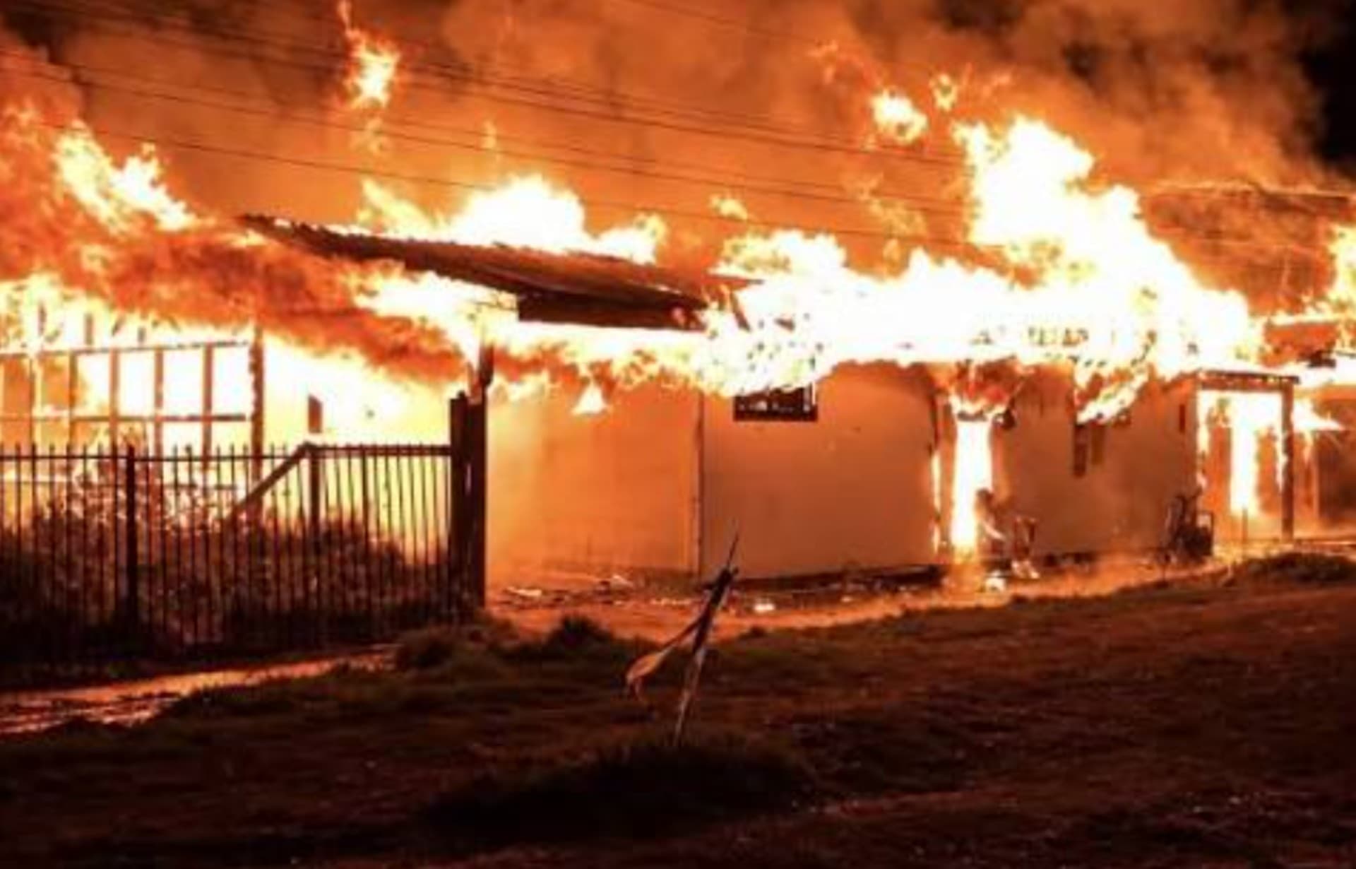 Tragedia en Chile: Incendio en hogar de ancianos deja 16 muertos