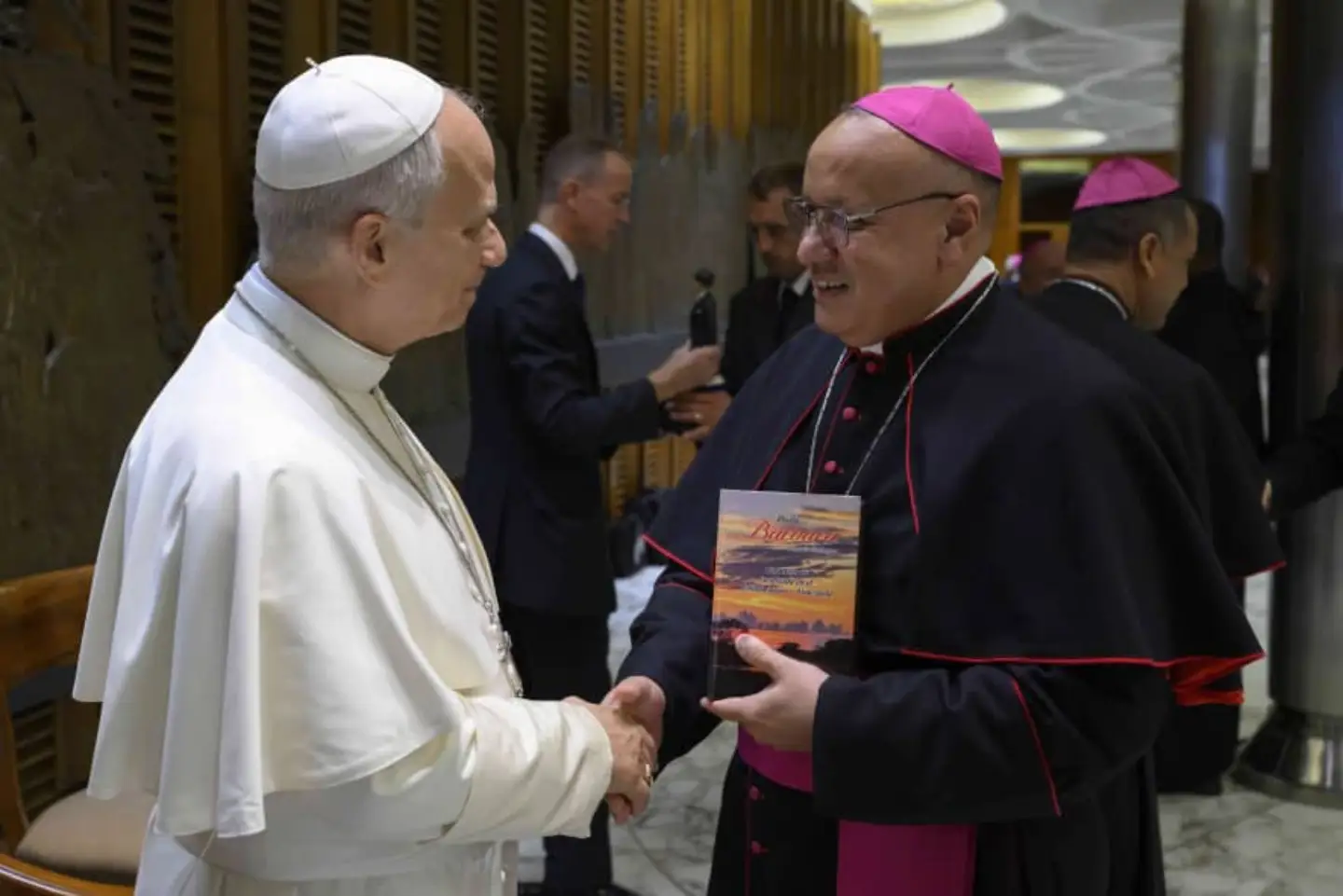 El Papa León XIV se Reúne con Obispos del Mundo y Delegación Venezolana