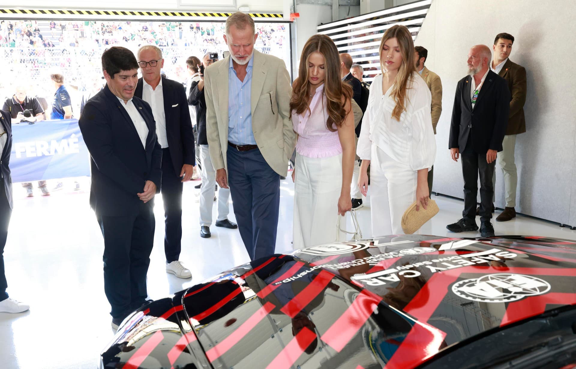 El Rey Felipe VI y su familia disfrutan del GP de España en Barcelona