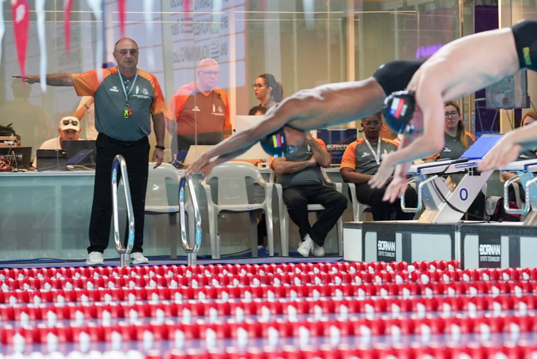 Venezuela Brilla en Natación: Primeras Medallas en Juegos Suramericanos 2026