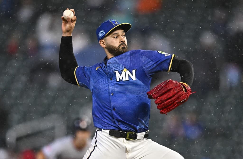 Pablo López entre los Nominados para el Prestigioso Premio Roberto Clemente