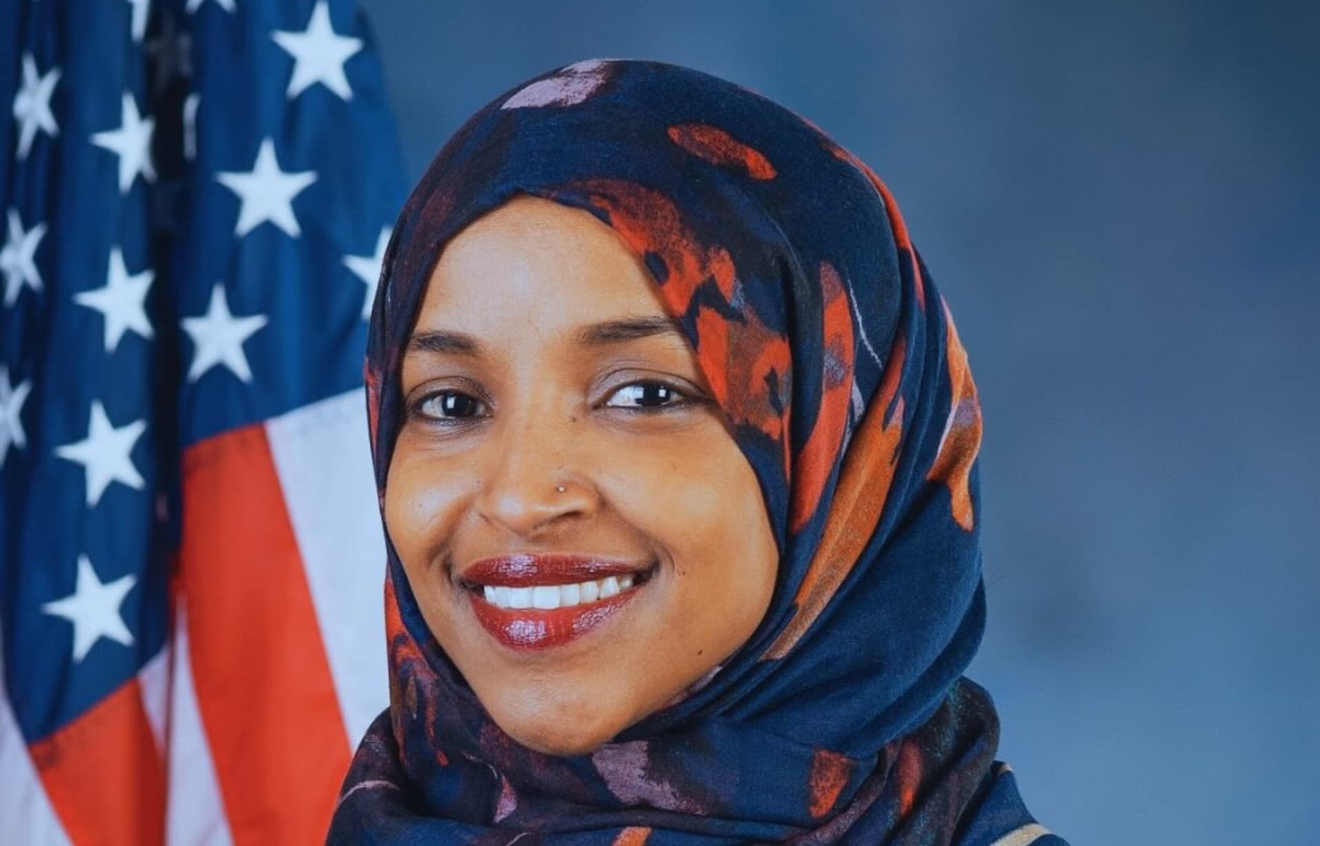 Agentes federales registraron la casa de la congresista Ilhan Omar, crítica de Trump