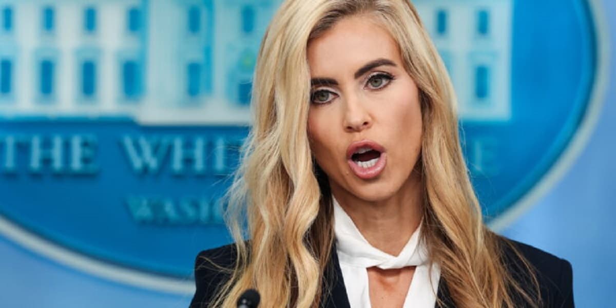 Nueva secretaria de prensa de la Casa Blanca: "Trump concretó con Venezuela el mayor acuerdo petrolero de la historia mundial"