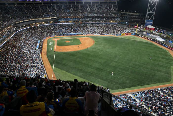 Juego del 16 de octubre entre Bravos y Leones cambia de horario