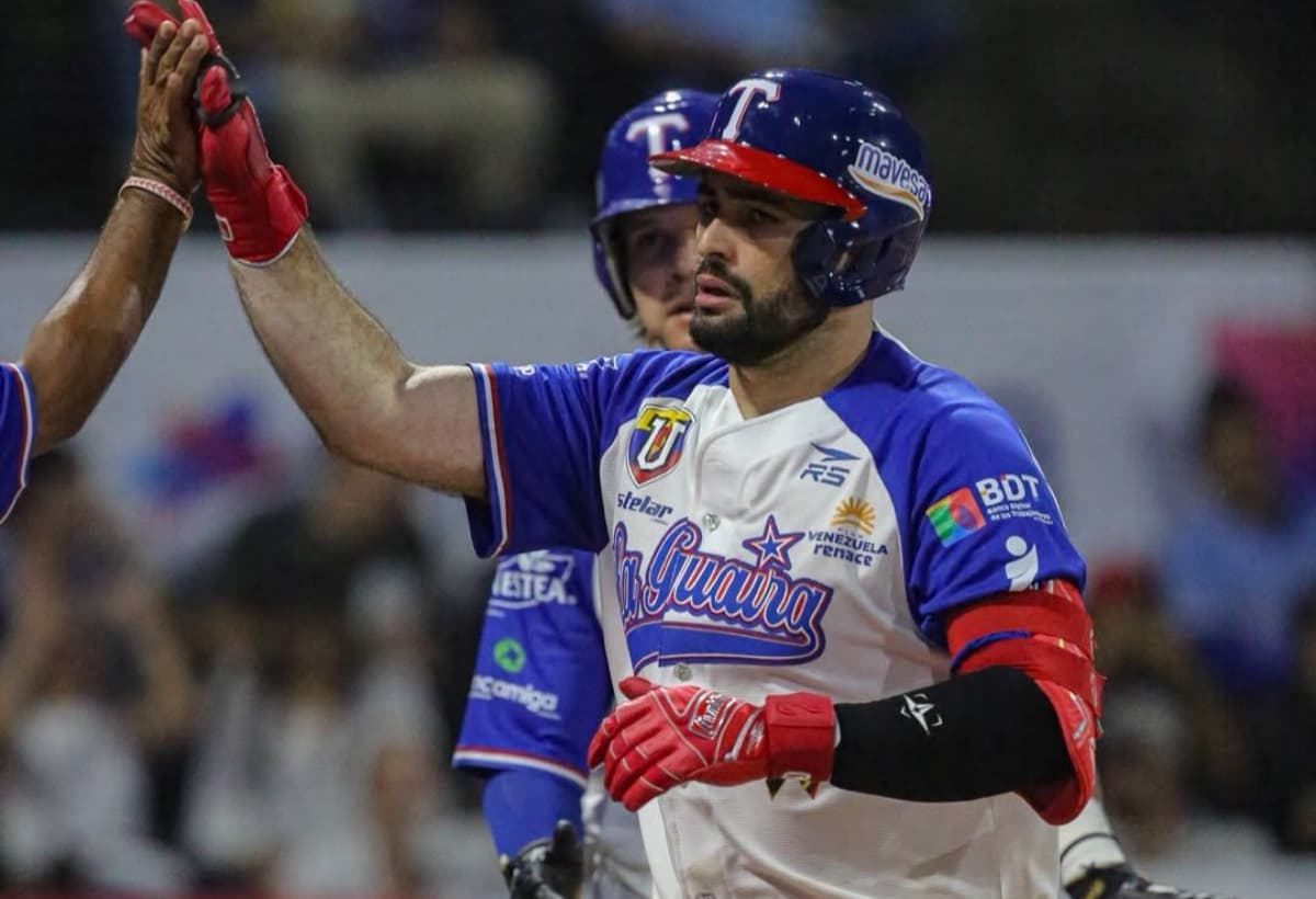 Sebastián Rivero comandó segundo triunfo de Tiburones sobre Magallanes en el Universitario