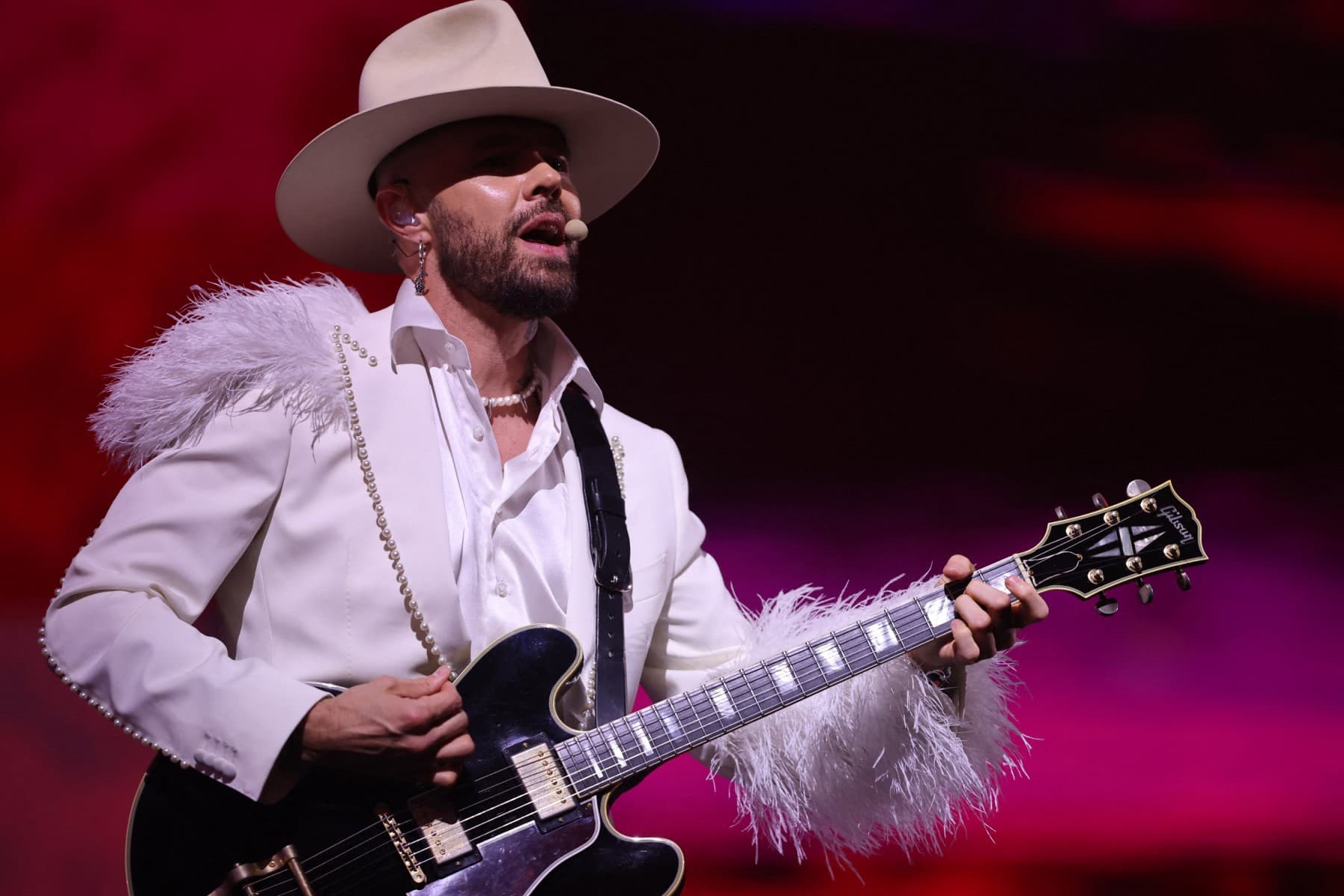 Jesse Huerta anuncia álbum en solitario tras pausa con Jesse y Joy