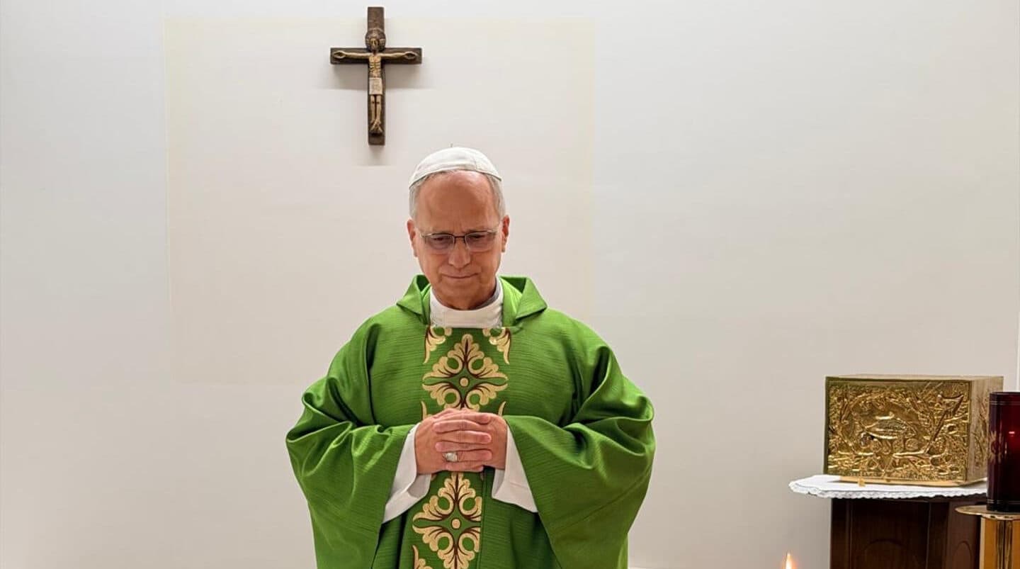 Publican las primeras fotografías del Papa tras su operación de pulmón
