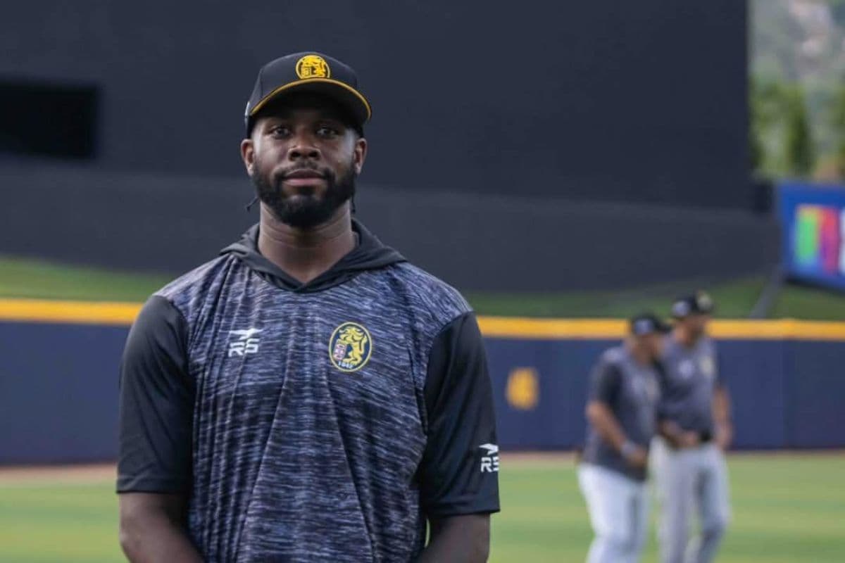 Leones del Caracas anuncia la salida del lanzador Touki Toussaint